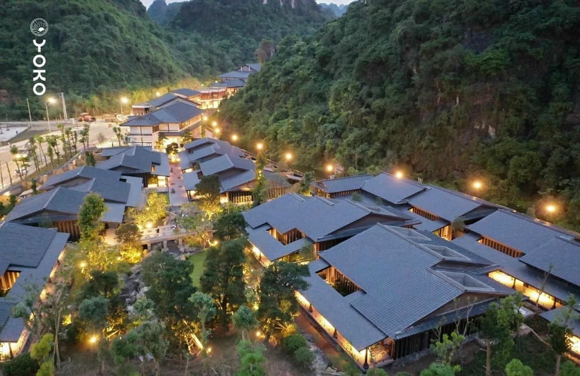 Yoko Onsen Quang Hanh - Image 1
